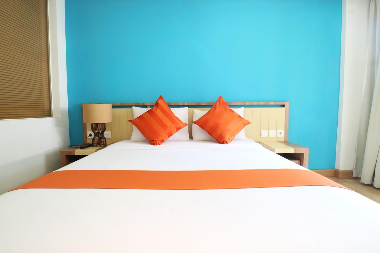 Santosa City Hotel دنباسار المظهر الخارجي الصورة