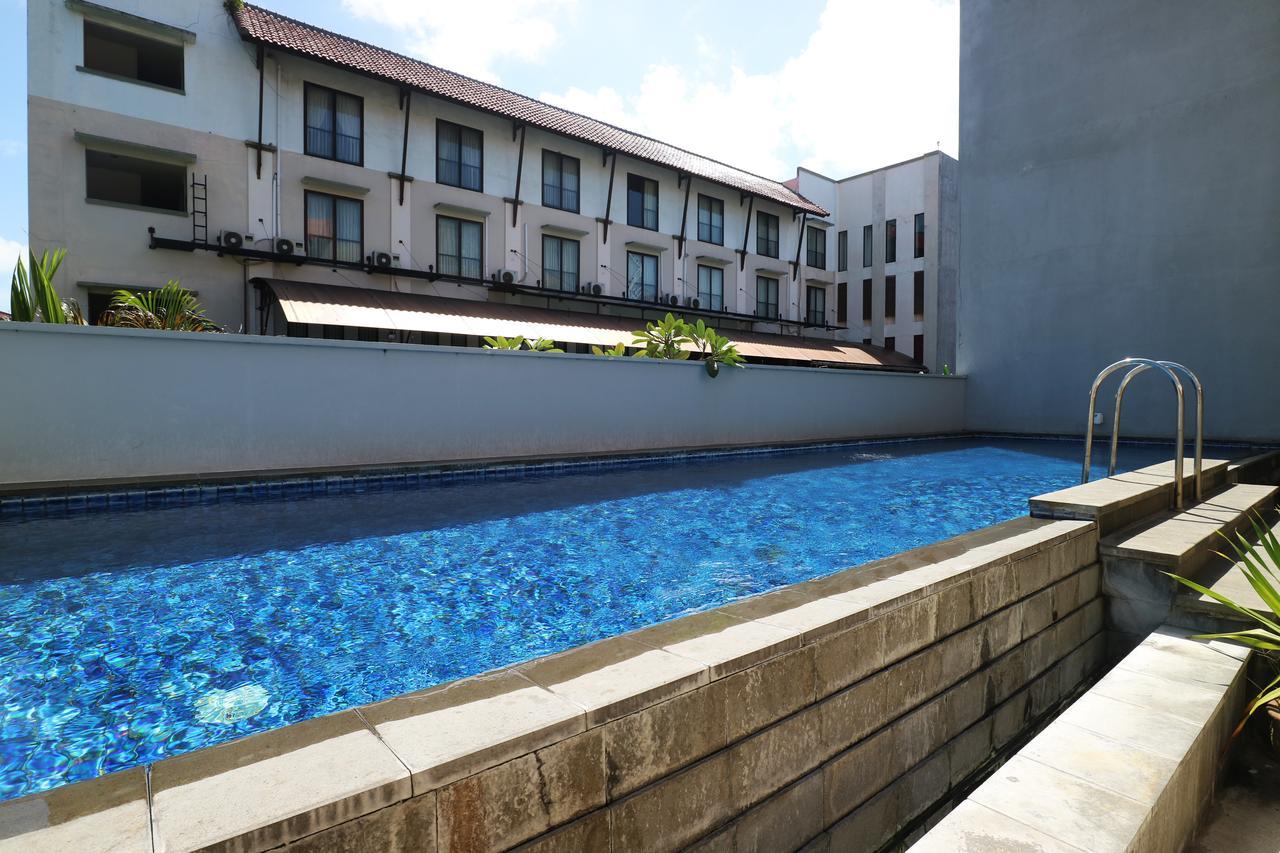 Santosa City Hotel دنباسار المظهر الخارجي الصورة