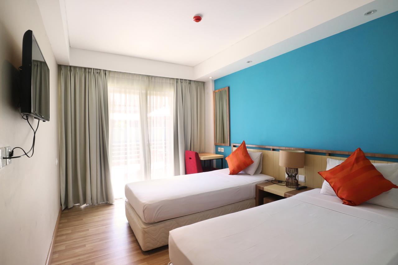 Santosa City Hotel دنباسار المظهر الخارجي الصورة